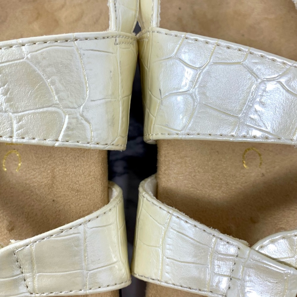 Vionic Paros Pearl Cream Patent Adjustable Comfort Sandals 8 Resortwear Coastal - Picture 9 of 14